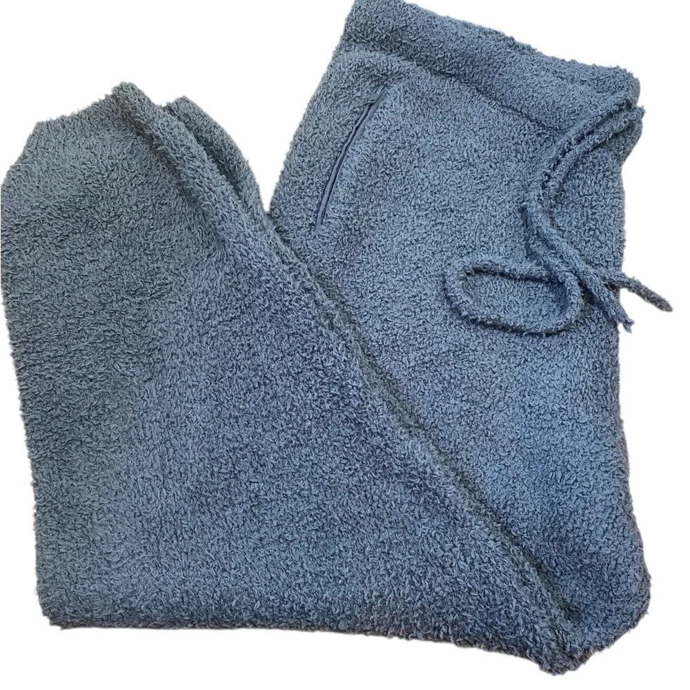 SKIMS Teddy Sherpa Jogger in Juniper - Picture 3 of 8